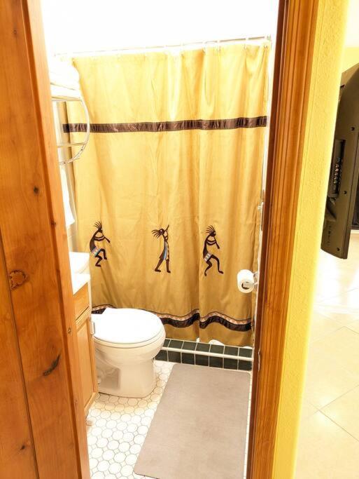Apartment W/ Private Access And Patio Tucson